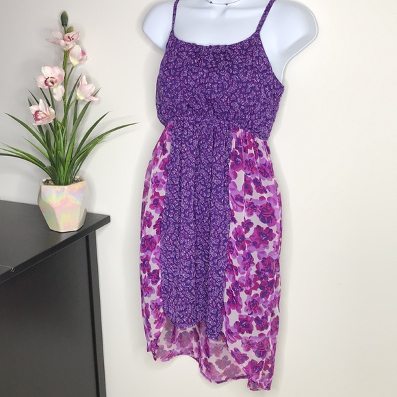 ✨3/$50✨ HP 🥳 Flowers and Butterfly Spaghetti Strap Dress - Picture 9 of 10